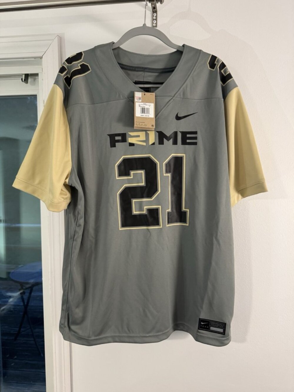 Nike Colorado Buffaloes Shilo Sanders #21 Jersey Men's XL NWT
